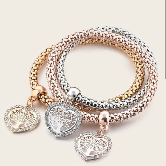 Tree of Life Heart Pendant Bracelet in Silver, Rose Gold, and Gold - Picture 2 of 4